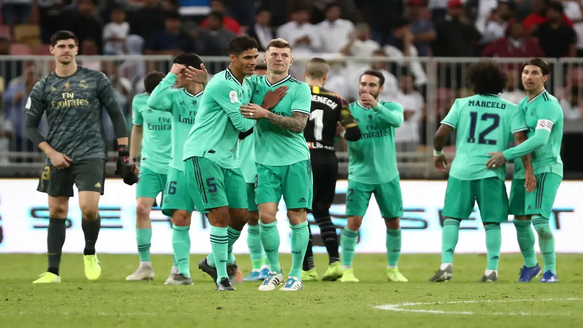 ريال مدريد يتأهل لنهائي كأس السوبر الإسباني بفوز ثلاثي على فالنسيا (فيديو)