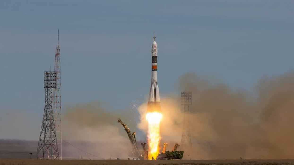 هدير الصواريخ يسبق الدبلوماسية.. كوريا الشمالية تُوجه "رسائل نارية" إلى قمة سيول