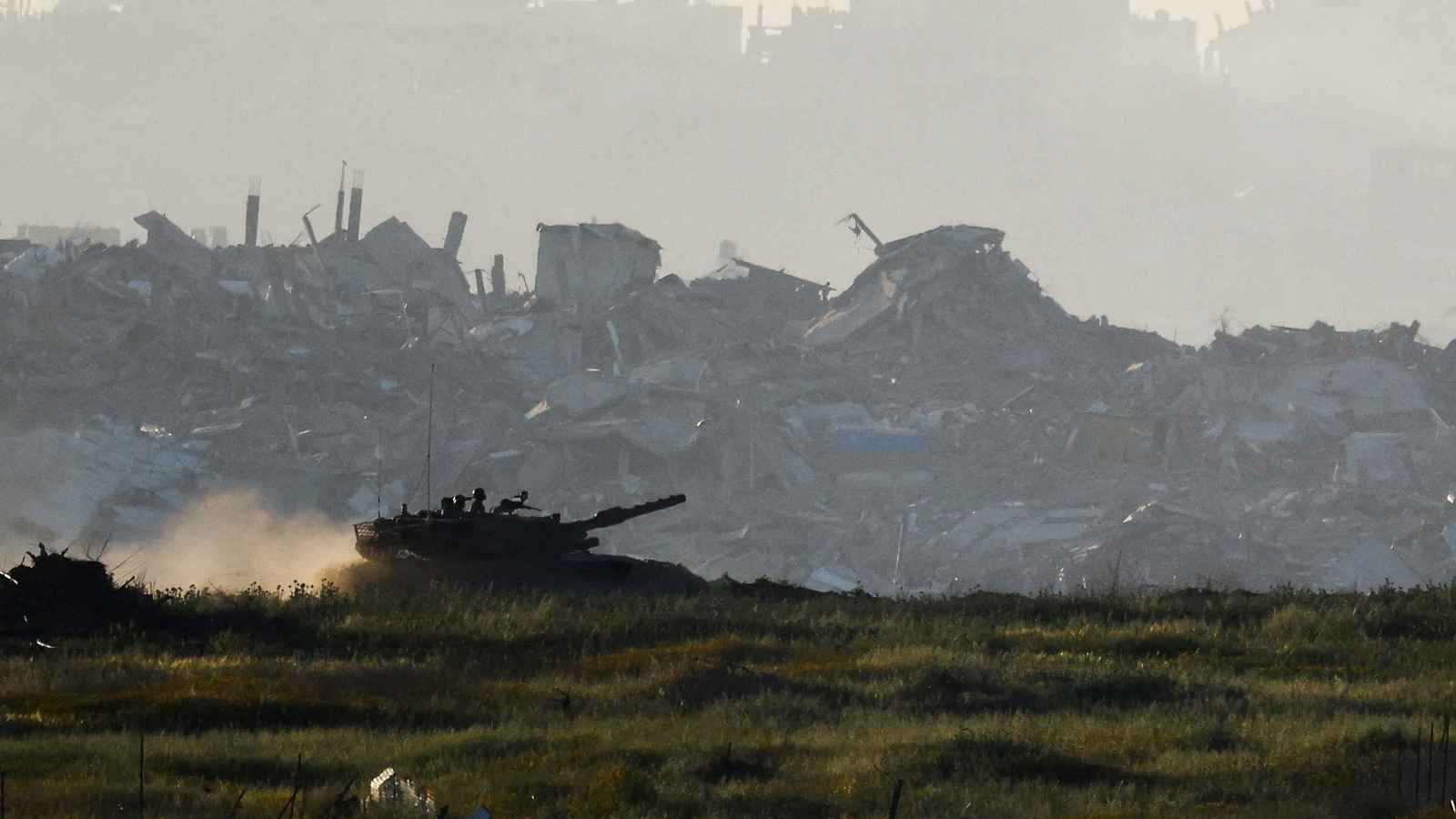 إعلام عبري: الاجتياح البري في غزة يهدف للترويج لخطة ترامب