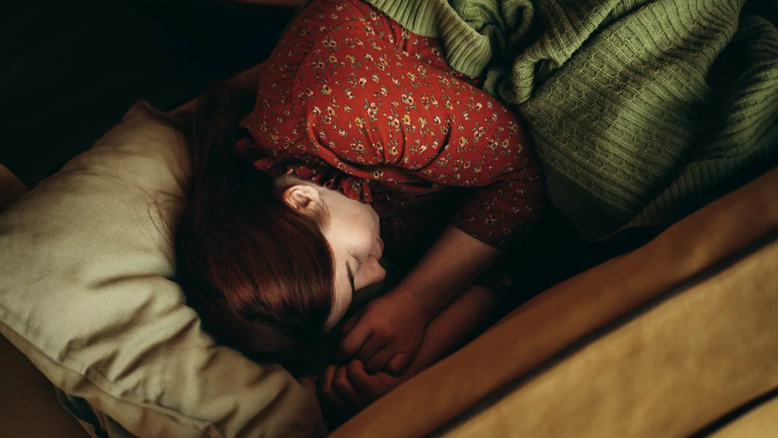 كيف تؤثر وضعية نومك على صحتك؟