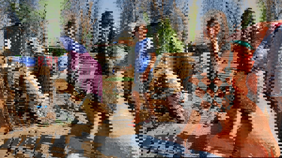 رغم انقطاع الكهرباء وشح المياه.. مئات النازحين اليزيديين يعودون إلى "سنجار" مع تفاقم معاناتهم بسبب قيود كورونا‎