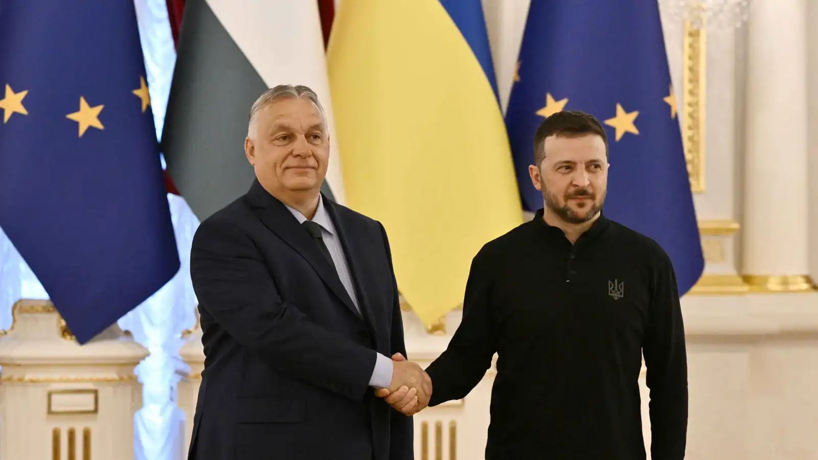 أوكرانيا تستدعي سفير المجر احتجاجاً على مزاعم التدخل في الانتخابات