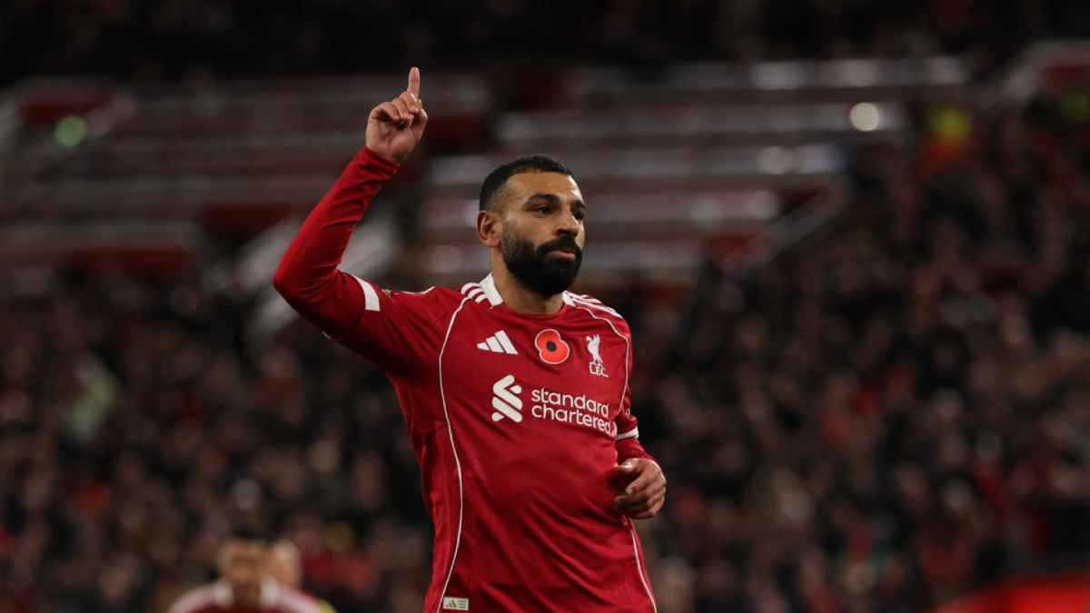 أولها بنزيما.. 4 أشياء تقرب محمد صلاح من الاتحاد السعودي