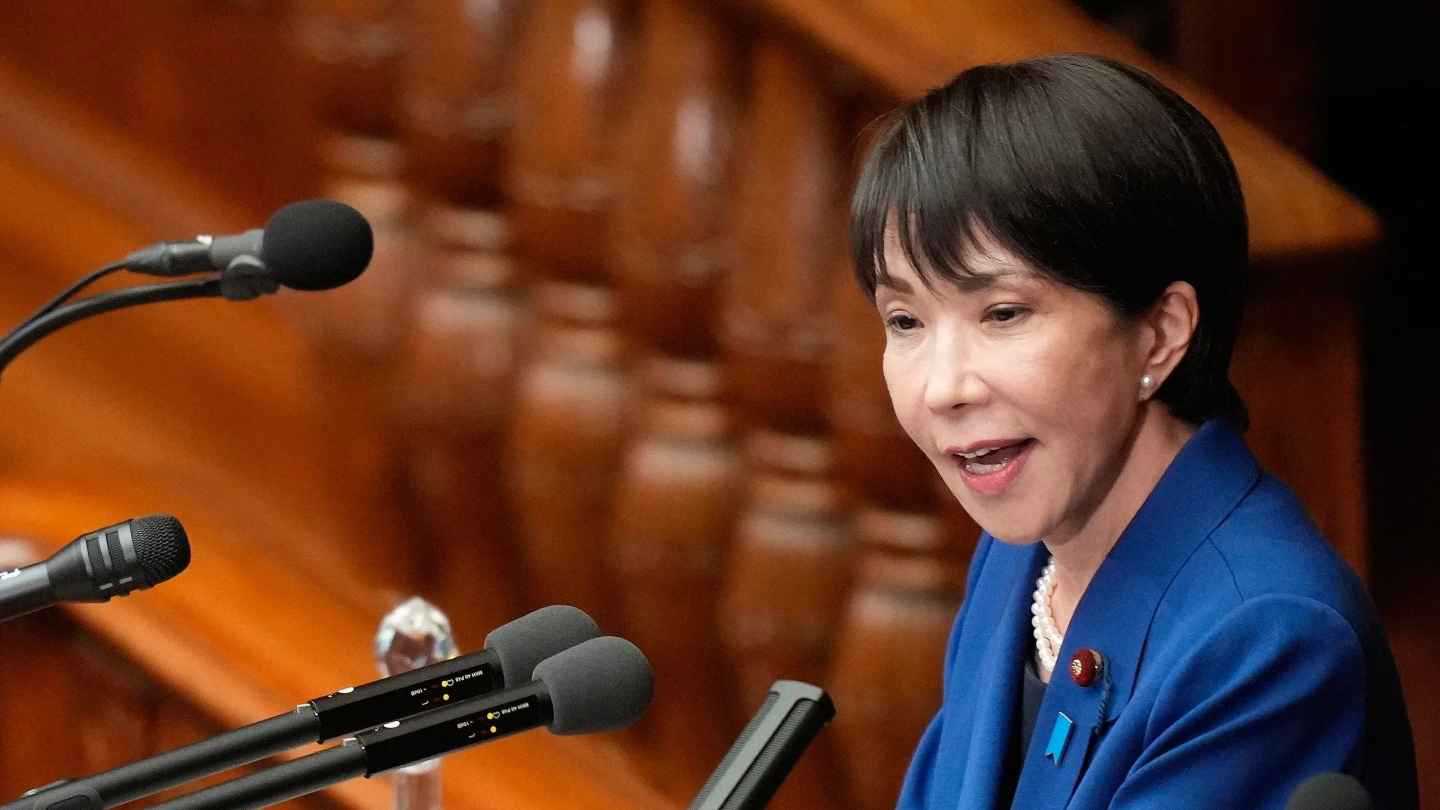 "ترامب أول اختبار".. مسارات شائكة وتحديات دبلوماسية أمام زعيمة اليابان