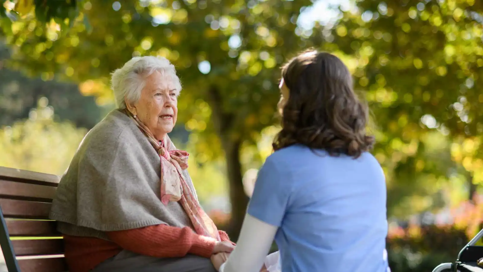 "اضطراب ما بعد الظهر".. أعراض خفية تكشف الخرف