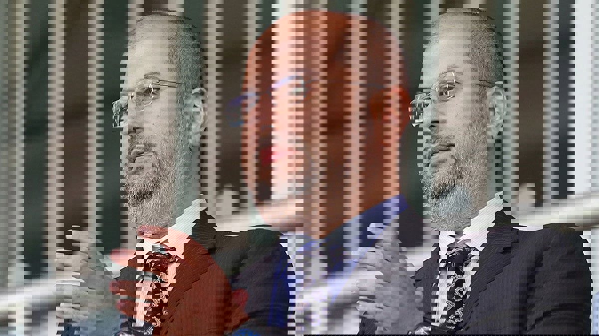 الأمير عبدالله بن مساعد يقترب من الاستحواذ على نادي شاتورو الفرنسي