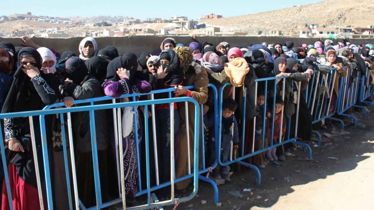 عودة اللاجئين السوريين تتسارع.. هل حان وقت الإعمار؟