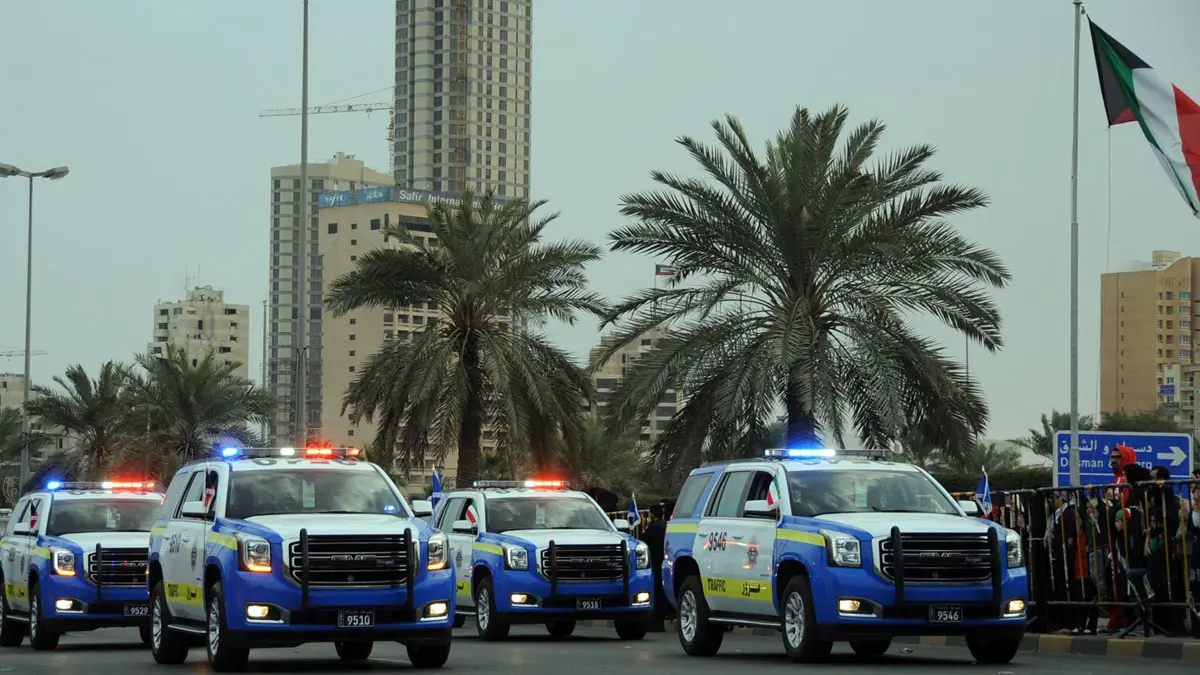 الداخلية الكويتية توضح ملابسات المشاجرة التي وقعت في أحد المجمعات التجارية