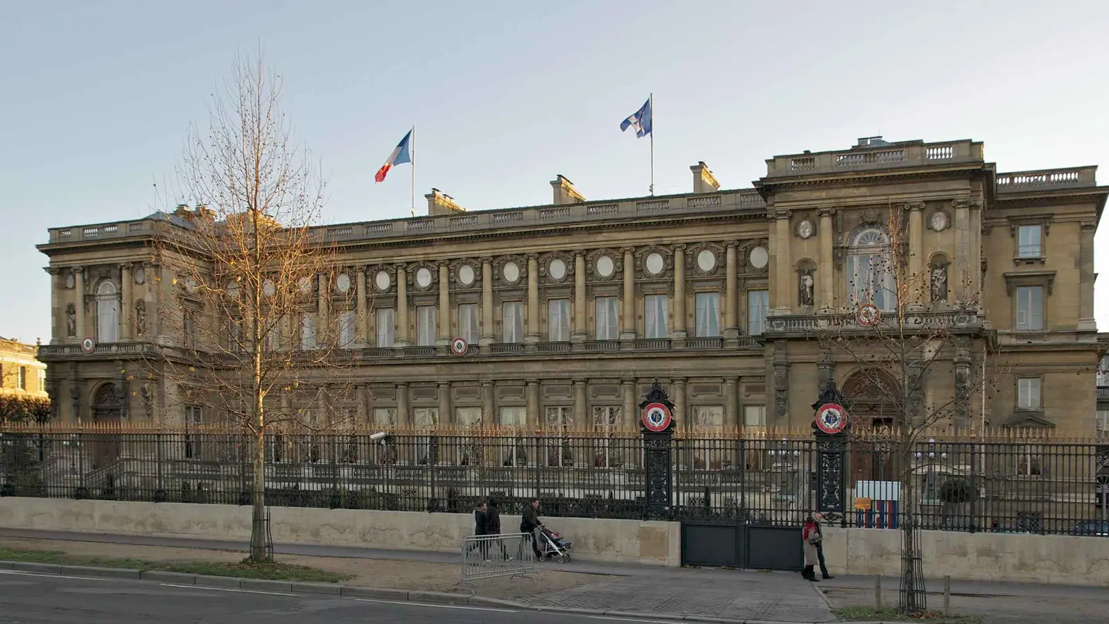 باريس ترفض اتهامات إسرائيلية لها بـ"التحريض" على كراهية اليهود