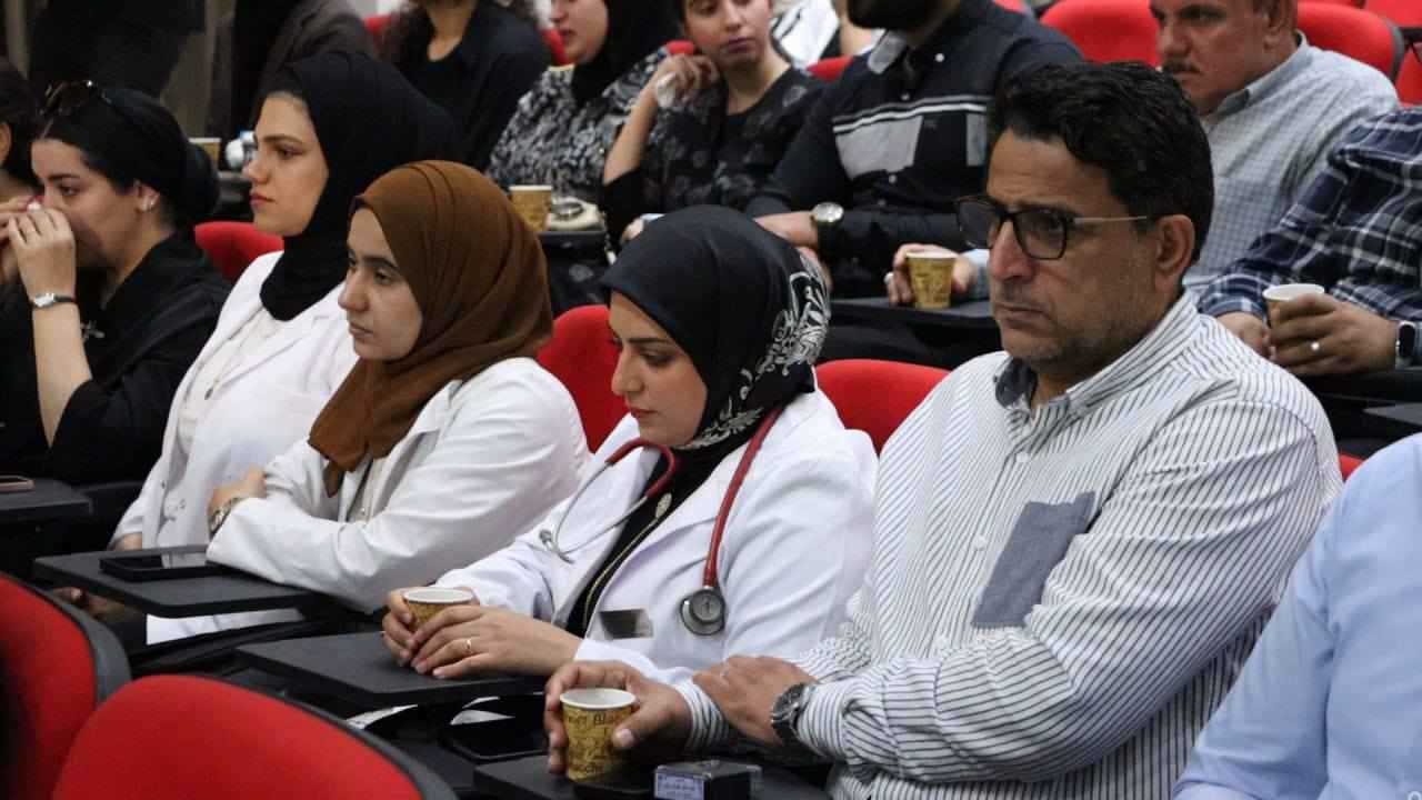 تأبين مؤثر لطبيبة عراقية شابة ماتت في ظروف غامضة (صور)