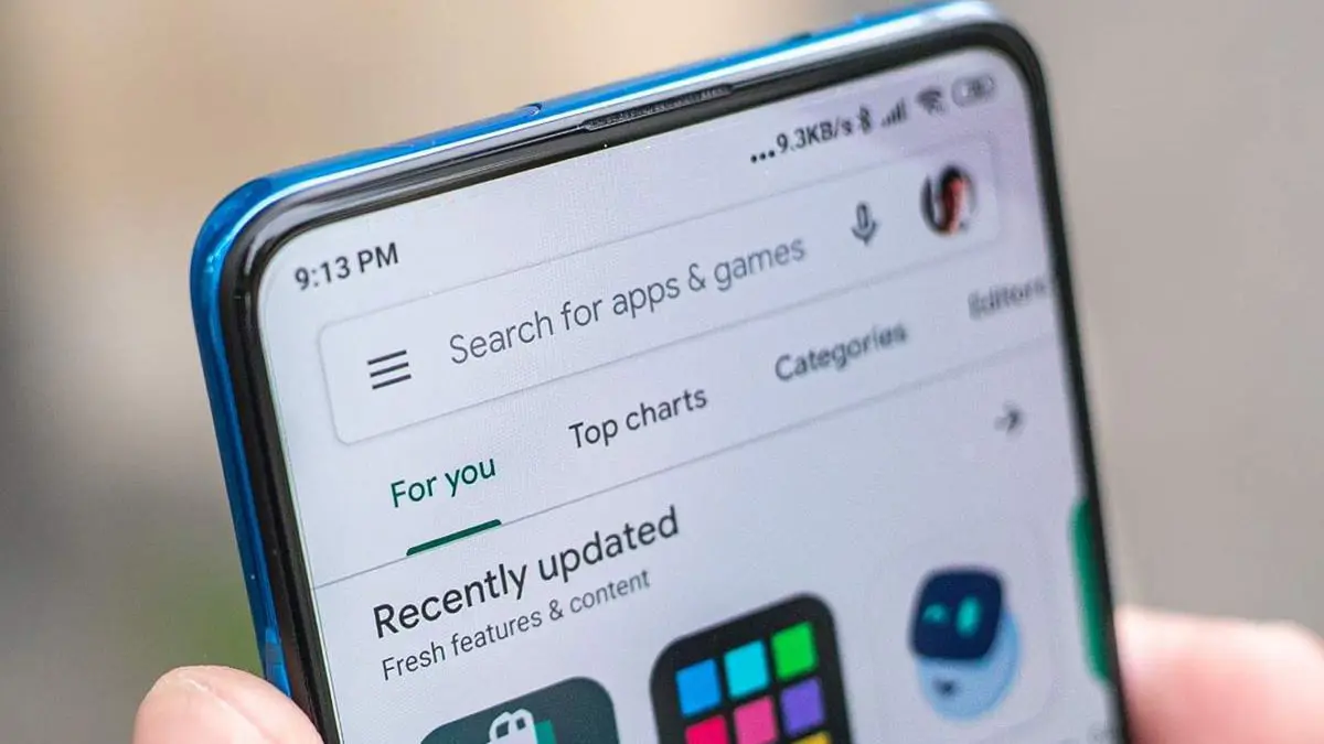 دراسة: 55% من تطبيقات أندرويد تجمع وتنقل بيانات المستخدمين