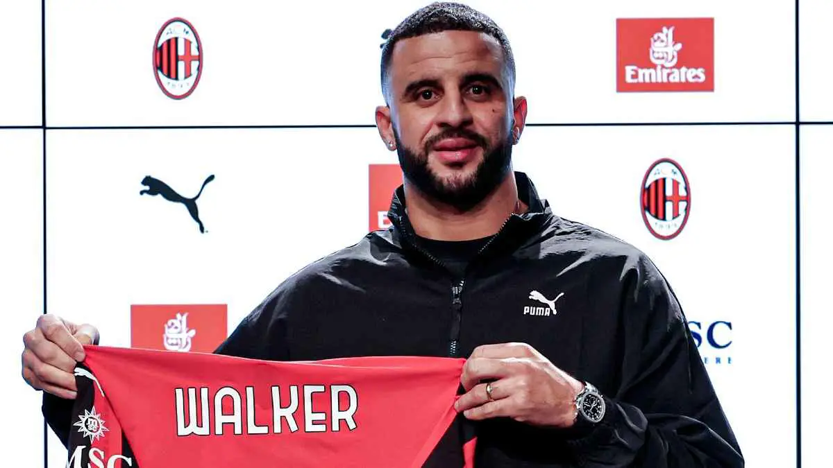 رسميا .. كايل ووكر ينضم إلى ميلان الإيطالي معارا من مانشستر سيتي