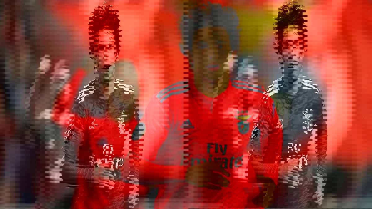 مانشستر سيتي يفاوض بنفيكا لضم جواو فيليكس لتعويض ليروي ساني