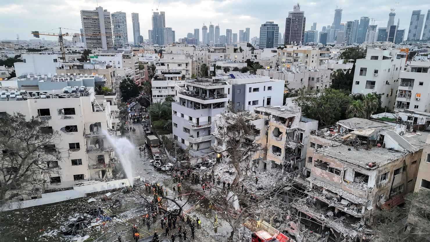 إعلام عبري: إسرائيل وإيران تقتربان من حرب جديدة "أشد تدميرا"