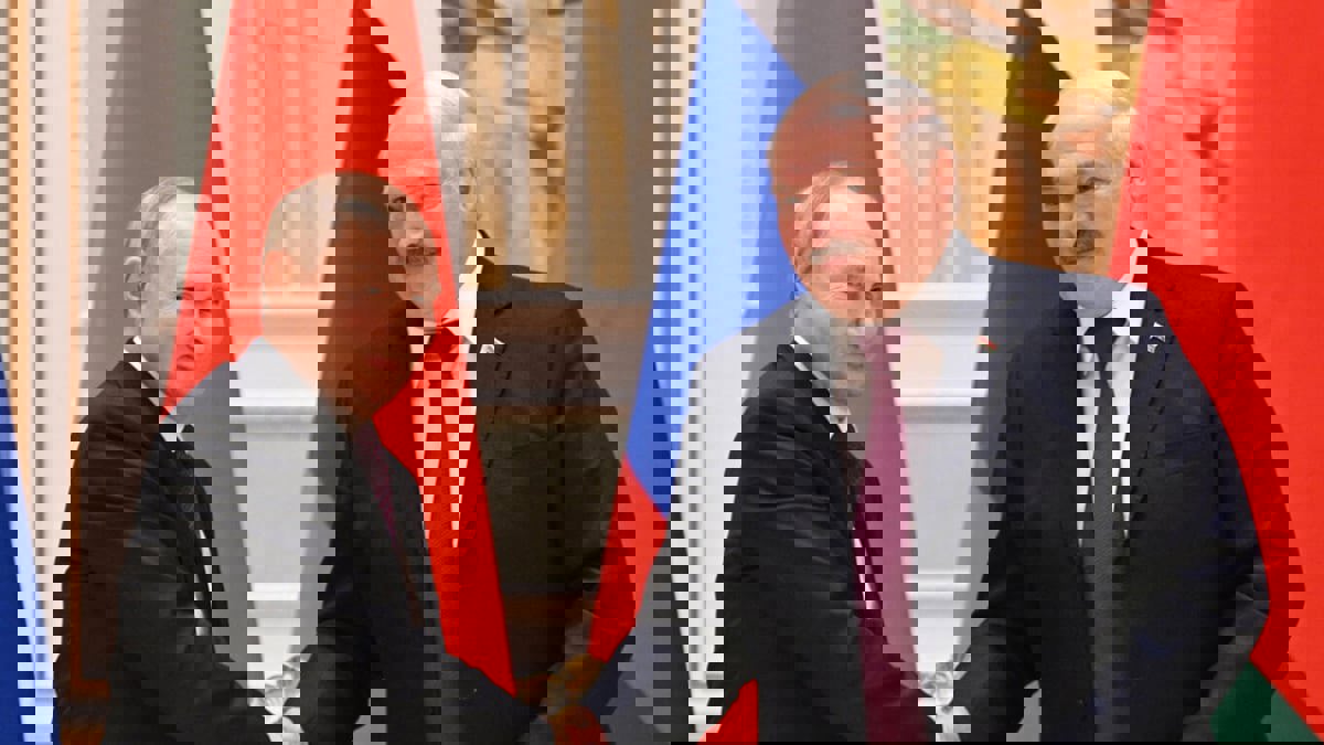 لوكاشينكو يضع بوتين في صورة تجمع القوات البولندية على حدود بلاده