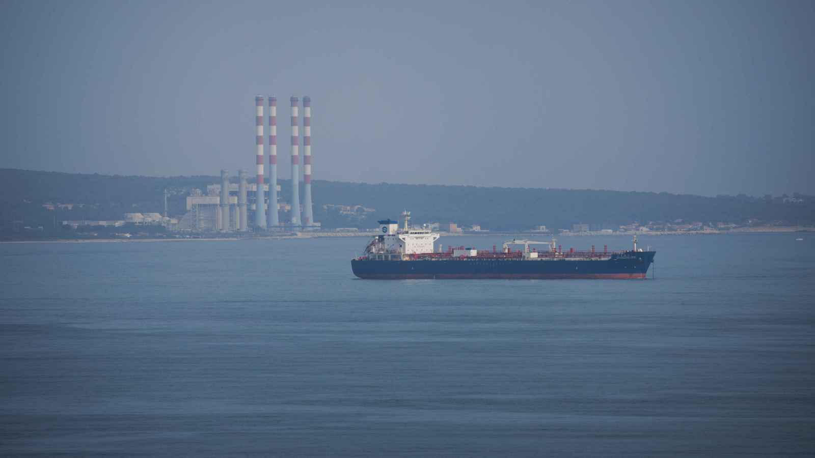 رفضا لـ"الإبادة".. عمال في فرنسا يرفضون تحميل سفينة متجهة لإسرائيل