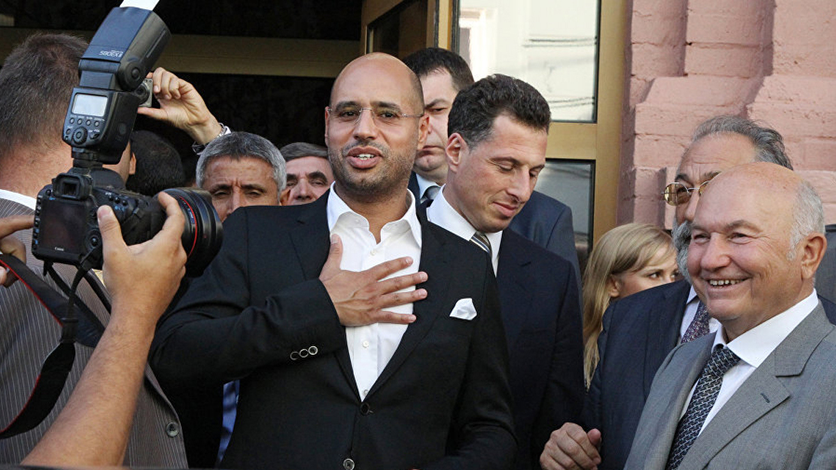 هل تسعى روسيا لتوسيع نفوذها في ليبيا عبر سيف الإسلام القذافي؟