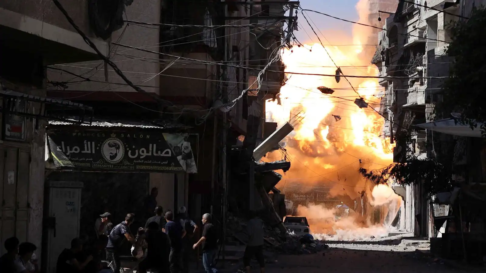 إسرائيل تصدر إنذارًا جديدًا لإخلاء مبنى وخيام نازحين في غزة