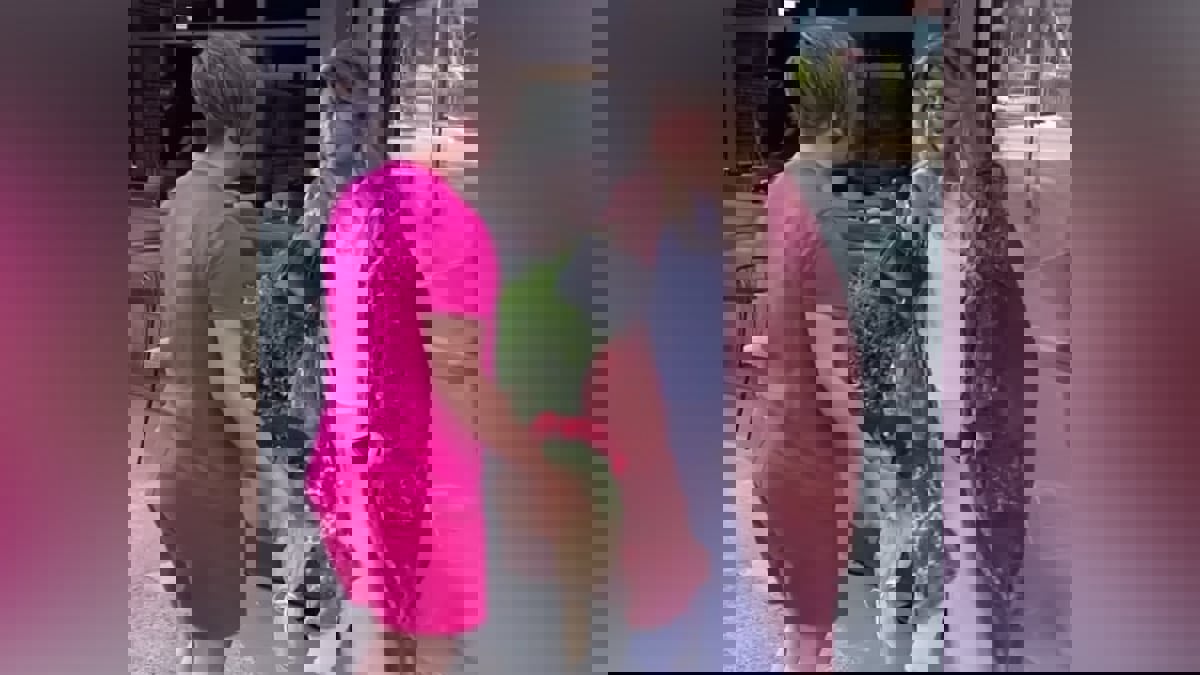 "شهاب ملح إنستغرام" يسخر من مروة راتب بصورة مستفزة