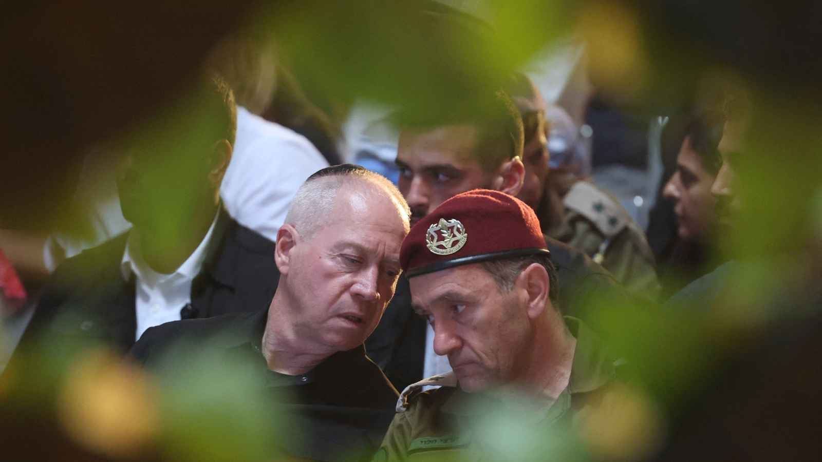 مع تأكيد غالانت تنفيذ عملية عسكرية.. أنباء عن سقوط بلدات لبنانية (فيديو)