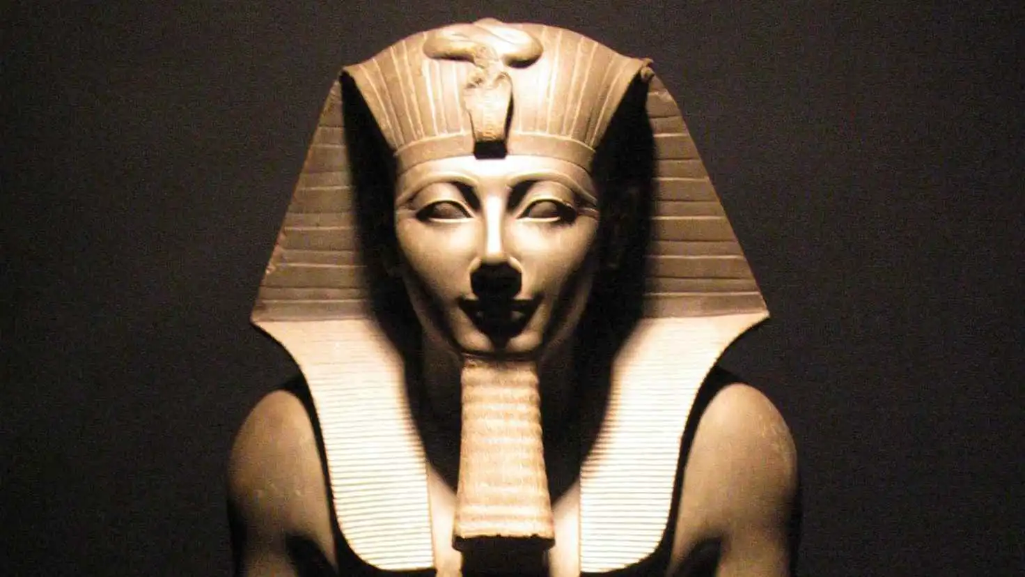 هولندا تعتزم إعادة قطعة أثرية عمرها 3500 عام إلى مصر