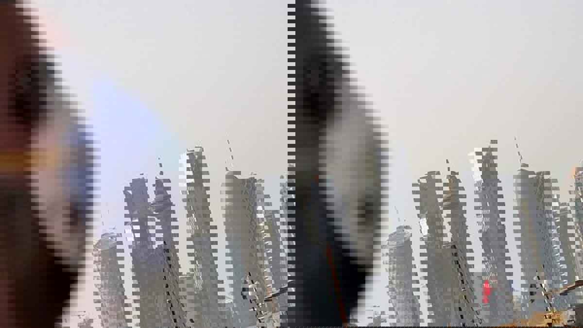 دون رواتب أو حقوق.. "العفو الدولية": قطر تطرد العمال بشكل غير قانوني أثناء تفشي كورونا