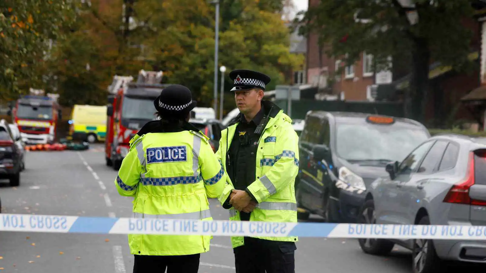 اعتقال شخص حاول إضرام النار بمركز إسلامي مرتبط بإيران