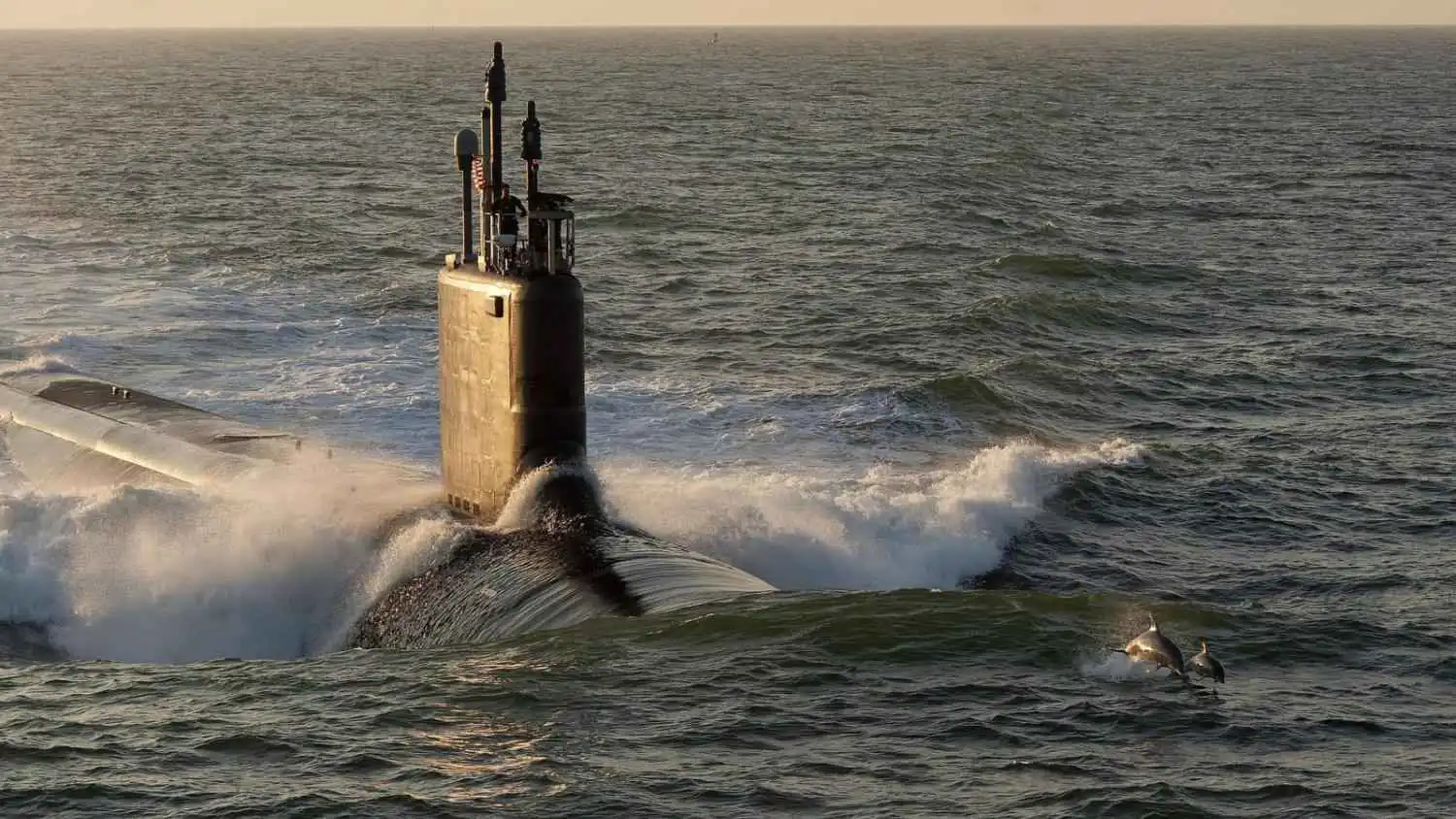 مناورة تحت الماء.. الفلبين تدخل سباق الغواصات في مواجهة بكين