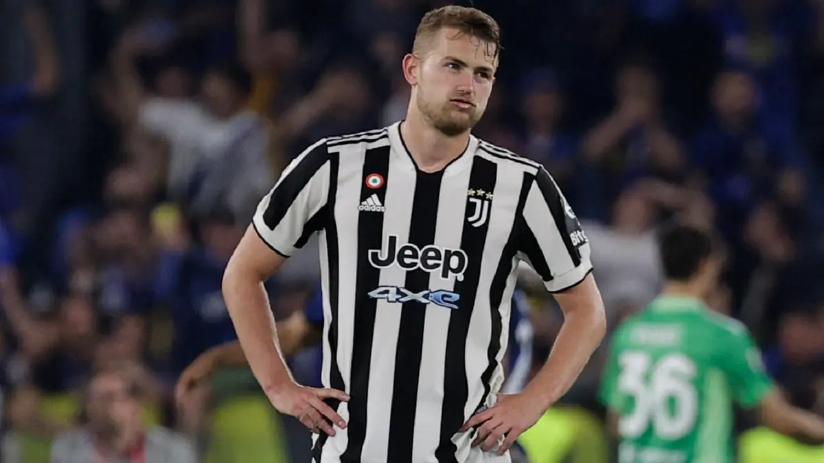 يوفنتوس يرد على محاولة مانشستر يونايتد التعاقد مع دي ليخت