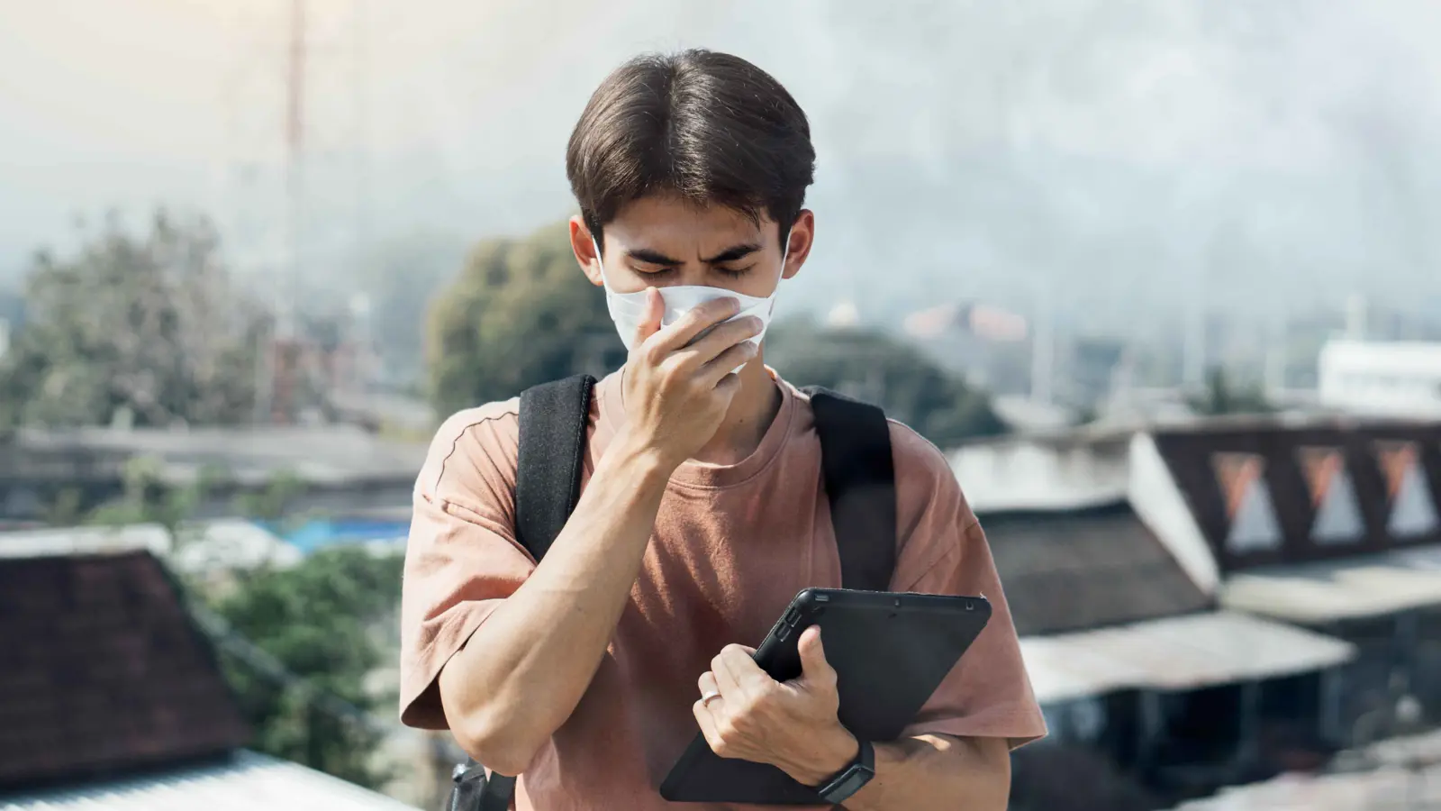 "بتكلفة باهظة".. تلوث الهواء قد يحمي من سرطان الجلد