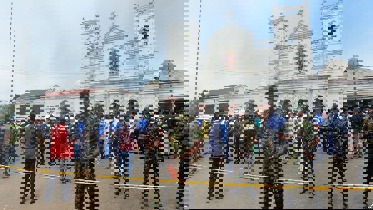 تصاعد حدة التوتر في سريلانكا واعتقال مشتبه بهم بعد تفجيرات عيد الفصح