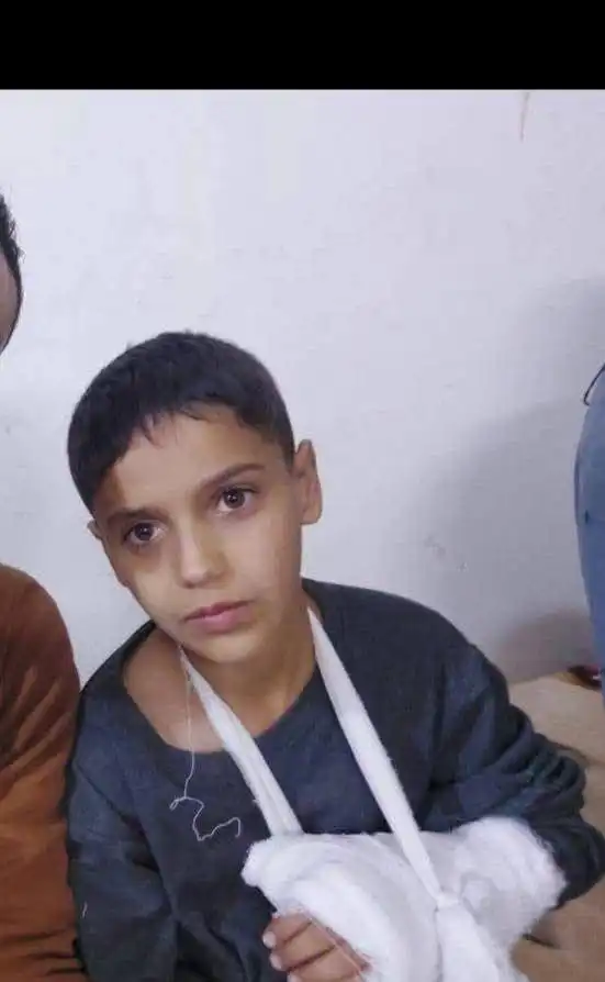 الطفل المعتدى عليه من قبل معلمه في سوريا