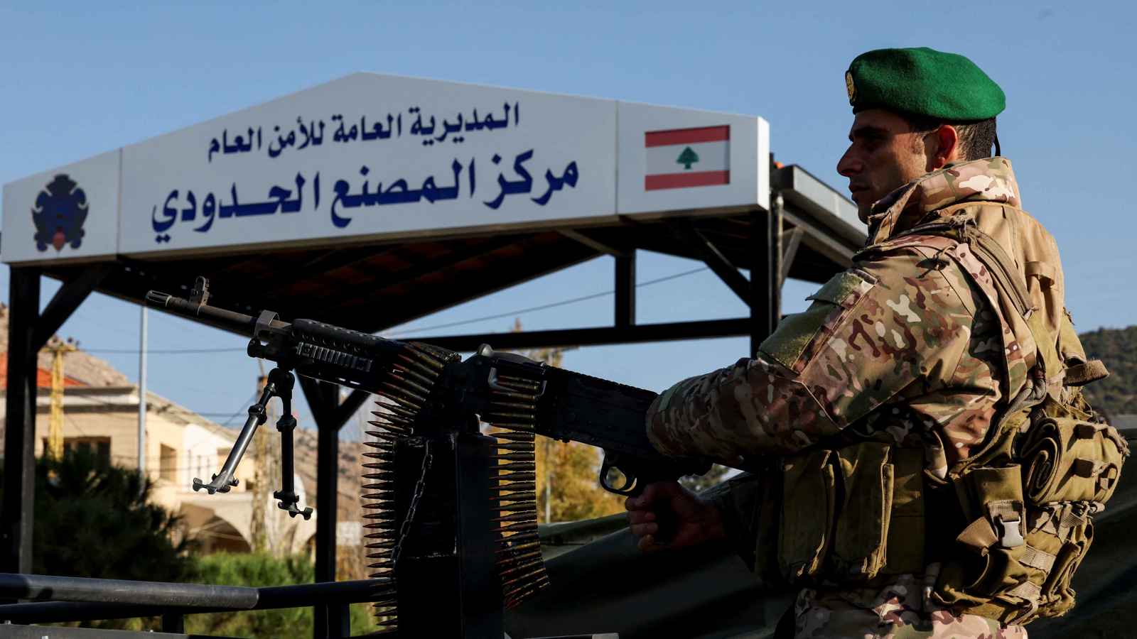 الجيش اللبناني يصدر بيانا بشأن التطورات على الحدود مع سوريا