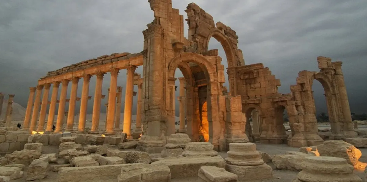 القوات السورية تعثر على مقبرة جماعية تضم 40 جثة في مدينة تدمر