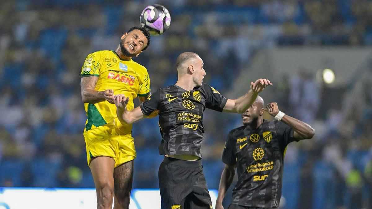 4 أسباب لـ"معجزة" الاتحاد السعودي ضد الخليج (فيديو)