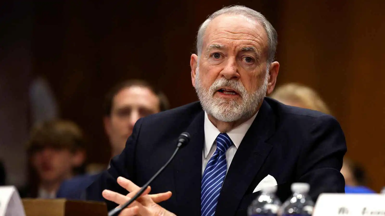 السفير الأمريكي لدى إسرائيل يحذر من انهيار الضفة الغربية