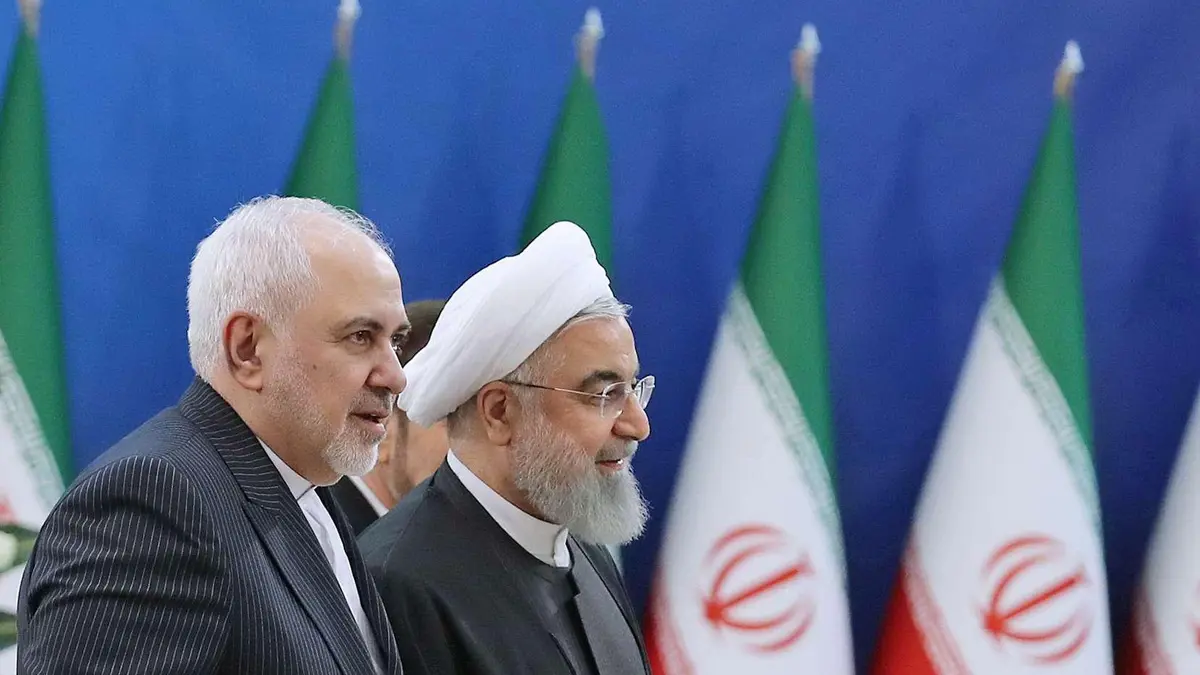 تقرير: التسريبات تضعف "معسكر روحاني" وتقطع طريق الرئاسية أمام ظريف