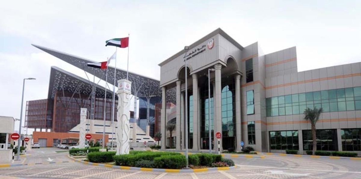 الإمارات.. السجن لتاجر إيراني بعد خرقه لقانون “الحظر الدولي”