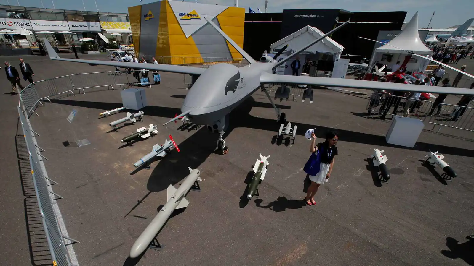 نهاية الهيمنة.. واشنطن تحظر دخول المسيّرات الصينية للأسواق الأمريكية