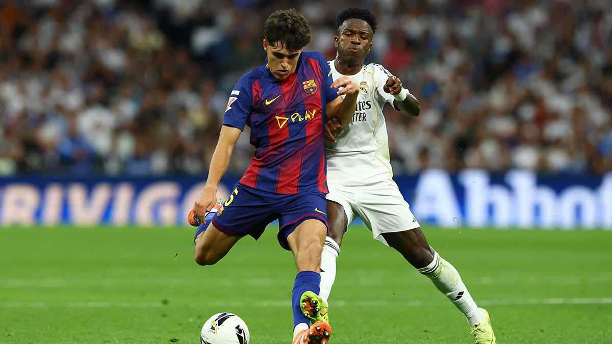 مستعد لدفع 150 مليون يورو.. عملاق إنجلترا يتحرك لضم فينيسيوس