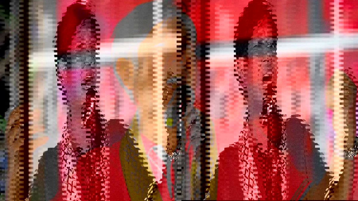 بونغ بونغ ماركوس.. نجل الدكتاتور السابق يتجه نحو انتصار كاسح في انتخابات الفلبين