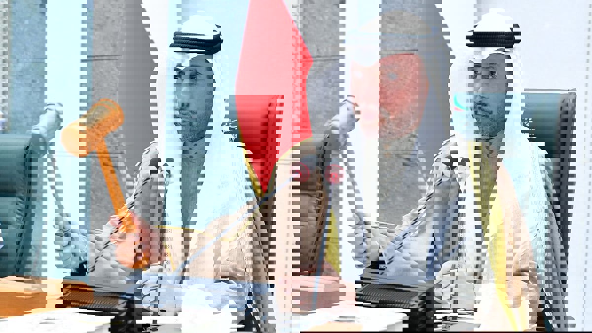 "غبقة" مرزوق الغانم تتصدر حديث الكويتيين