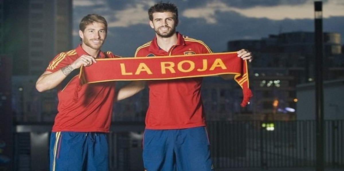 راموس يطالب بيكيه باحترام ريال مدريد لمصلحة المنتخب الإسباني‎