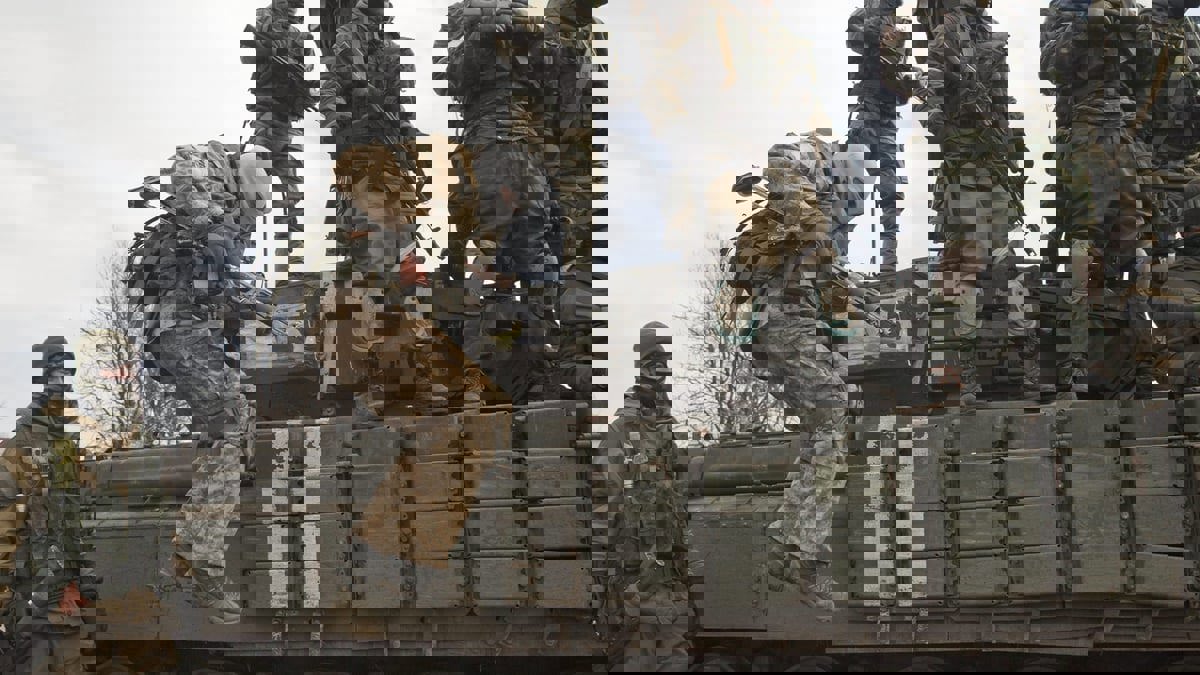 "الجهاديون الجدد".. بيض عنصريون وقوميون متطرفون