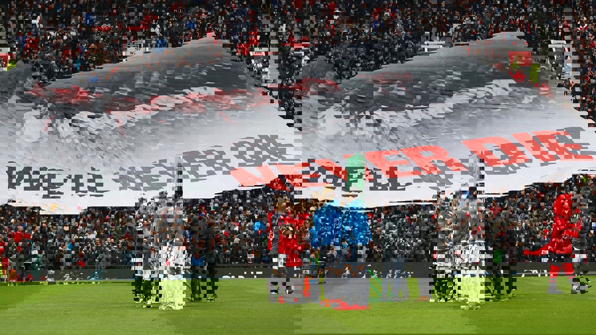 كرة القدم الإنجليزية تسقط في أهم اختبار.. فهل تغفر لها الجماهير؟