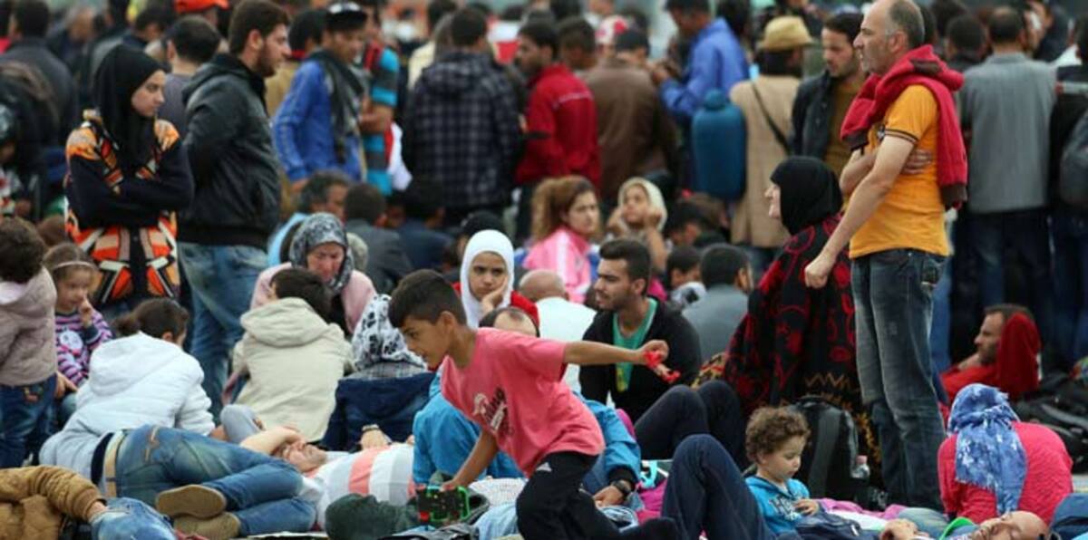 توقع وصول 300 ألف لاجئ إلى ألمانيا العام الجاري