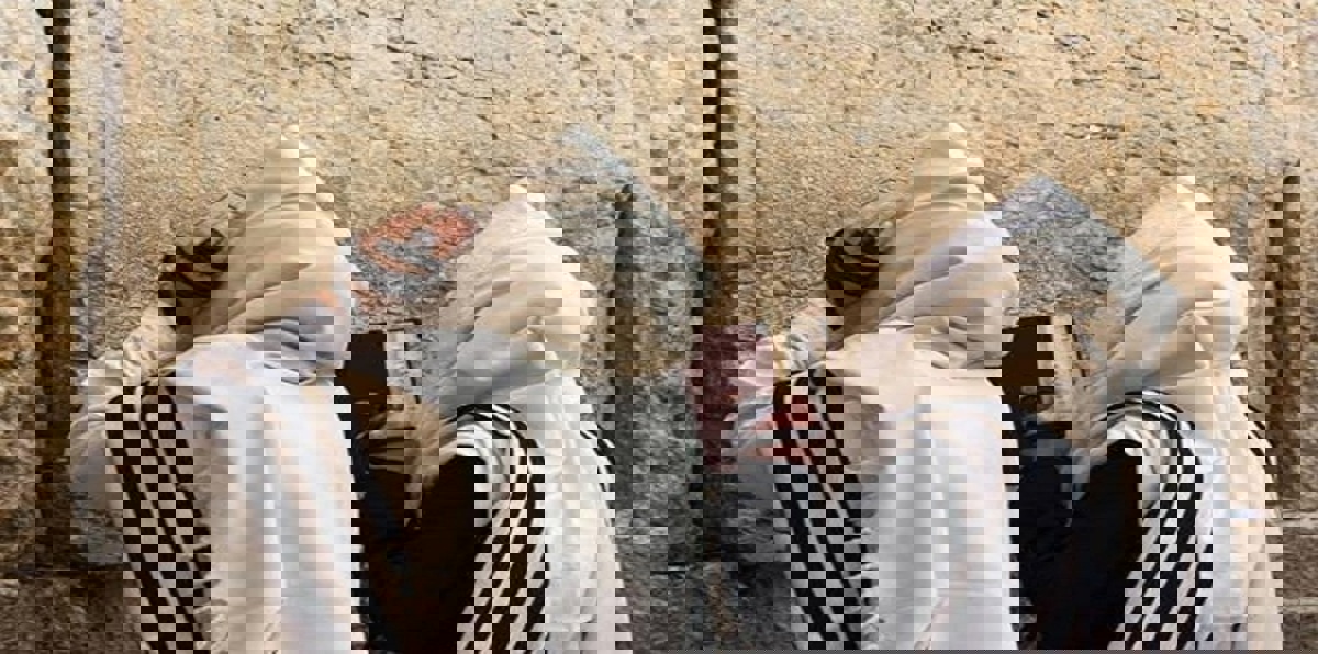 ماركة ملابس عالمية تغضب حاخامات إسرائيل