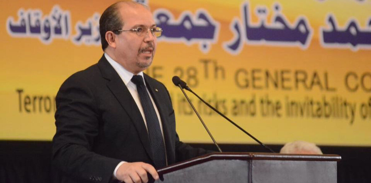 بعد تراجعه عن فتوى مثيرة.. الجزائر تتراجع عن ملاحقة الداعية السلفي فركوس