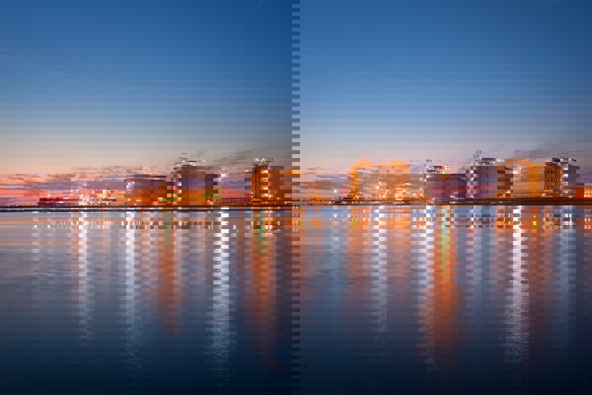 اضطرابات تؤخر تشغيل محطة للغاز المسال في تكساس‎