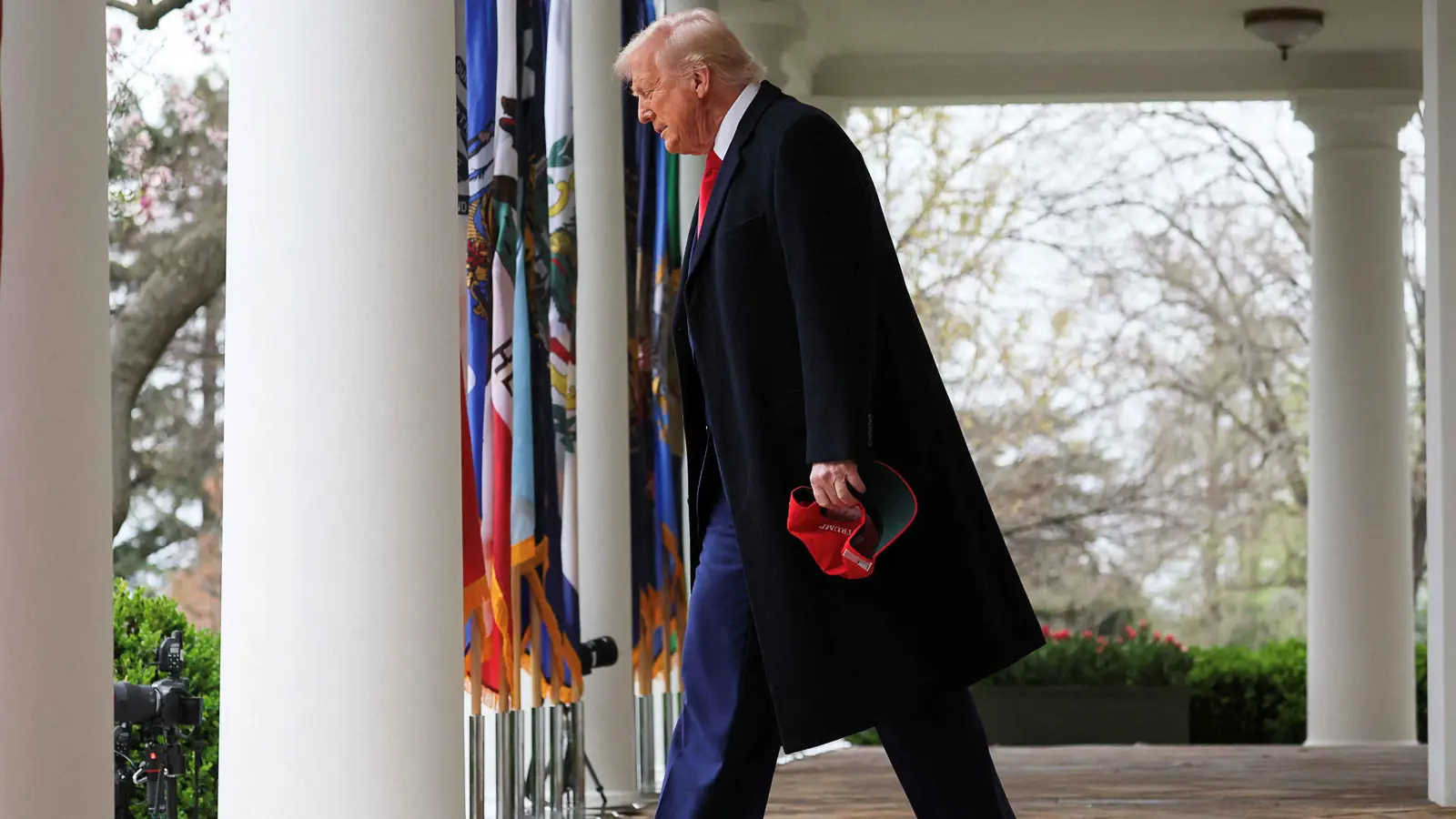 بين "التهدئة والتهديد".. مرحلة حرجة بين واشنطن وطهران